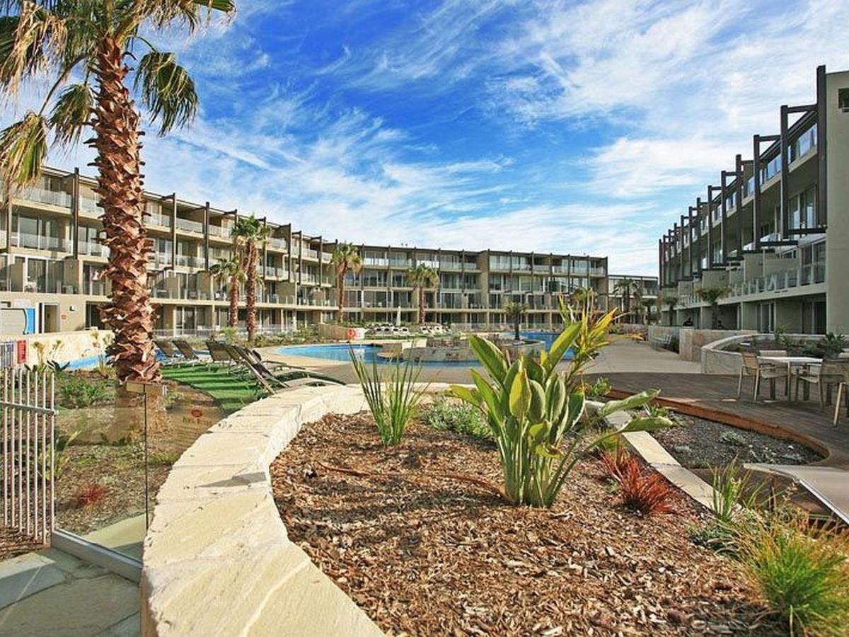 Beachfront Resort Torquay, Australia Exterior photo