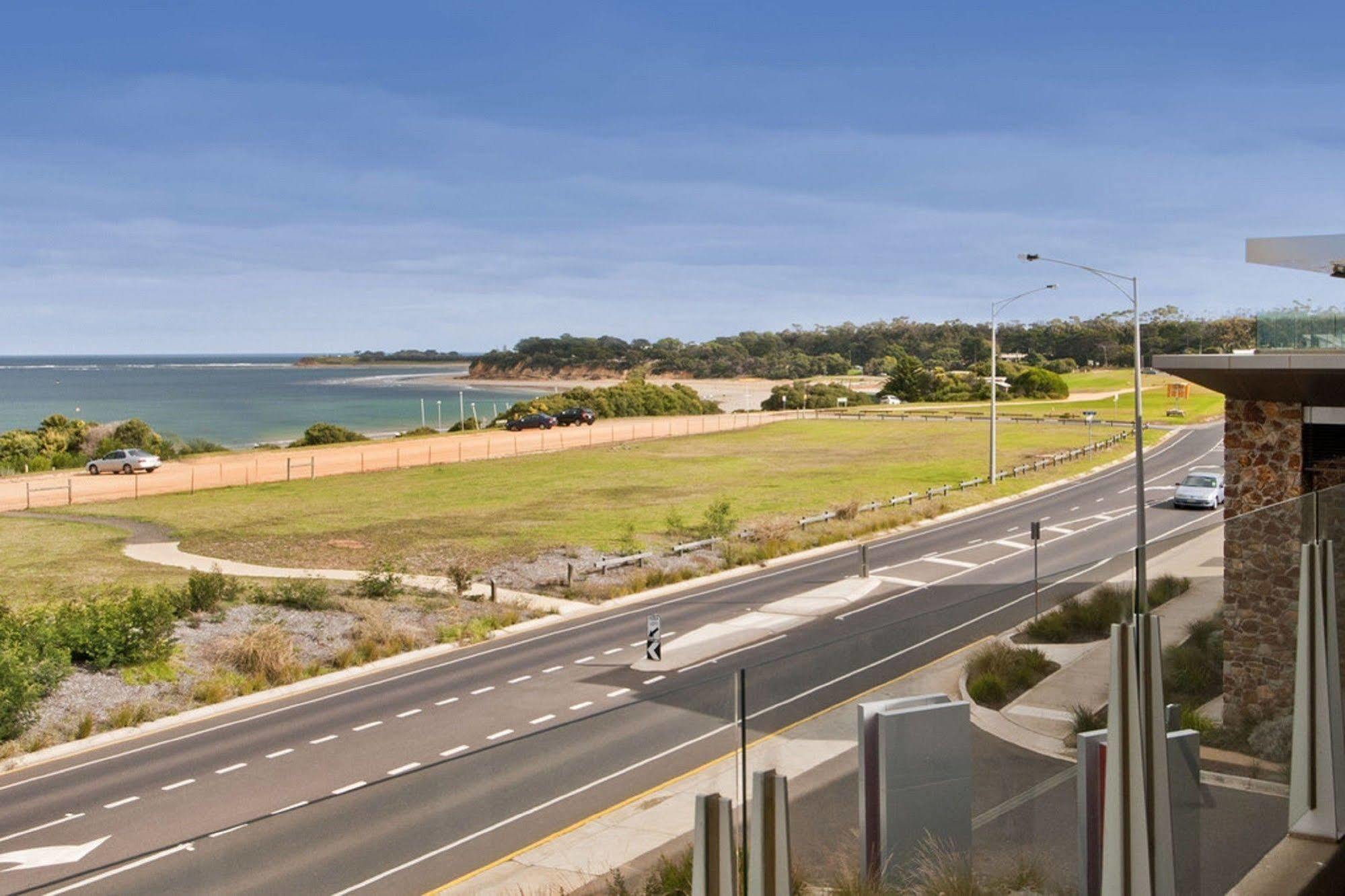 Beachfront Resort Torquay, Australia Exterior photo